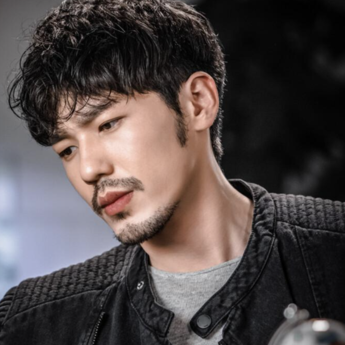 Latest photo of Yu Bai
