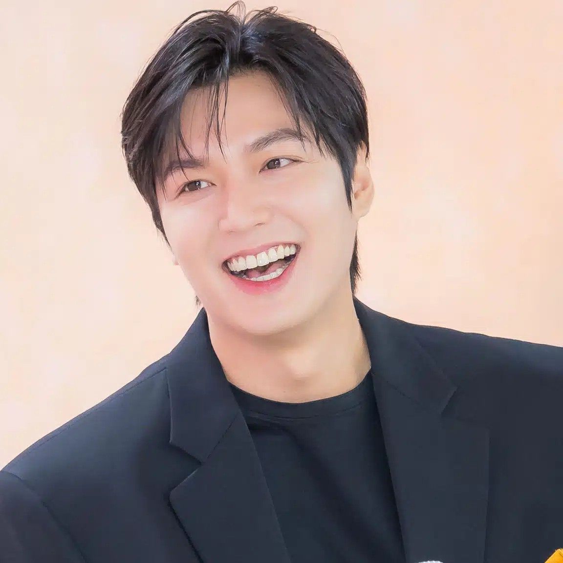 Recent activity shot of Lee Minho