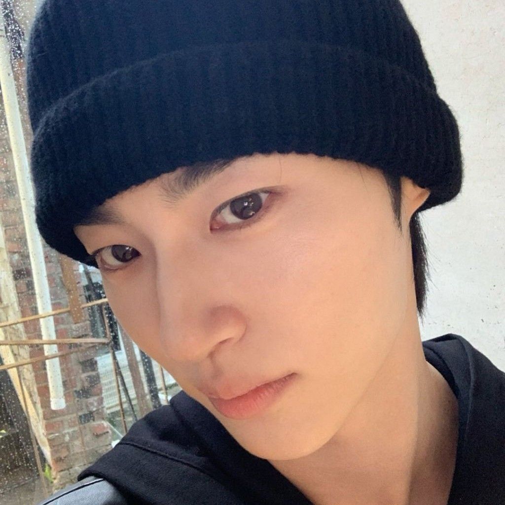 A moment captured by a fan of Byeon Wooseok