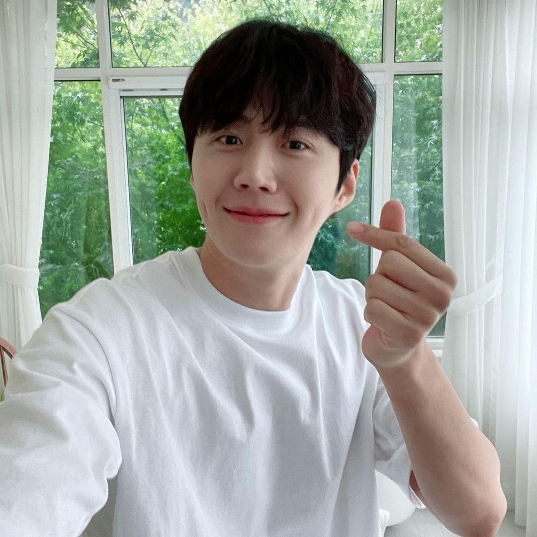 Recent activity shot of Kim Seonho