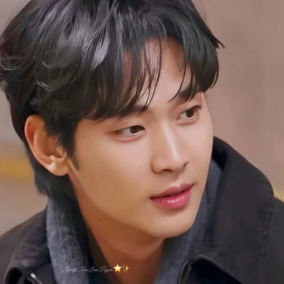 Behind-the-scenes cut of Kim Soohyun