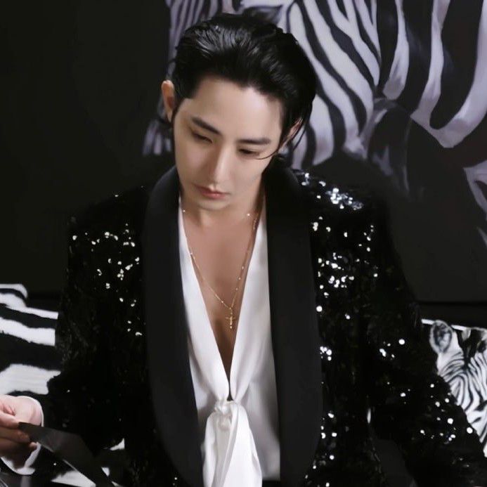 Behind-the-scenes cut of Lee Soohyuk