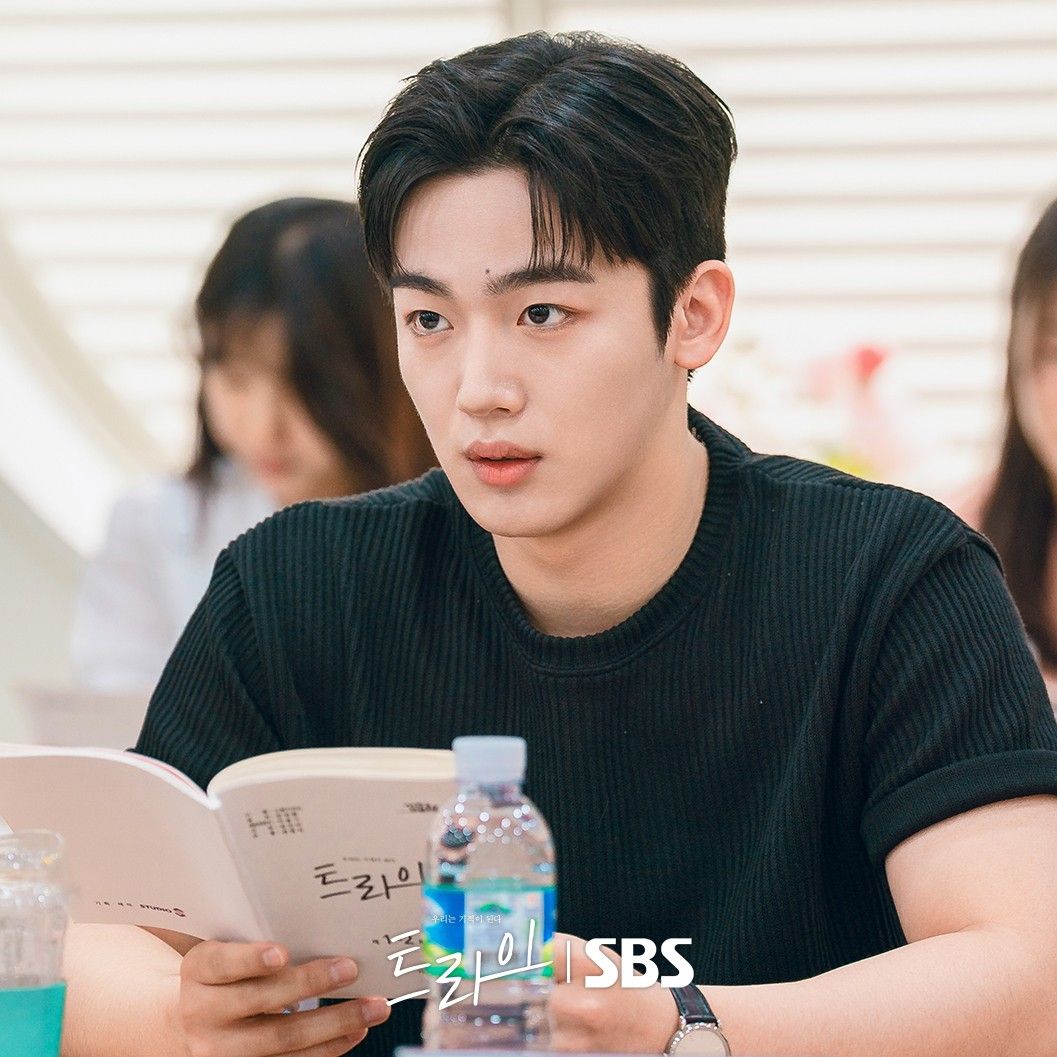 Recent activity shot of Kim Yohan
