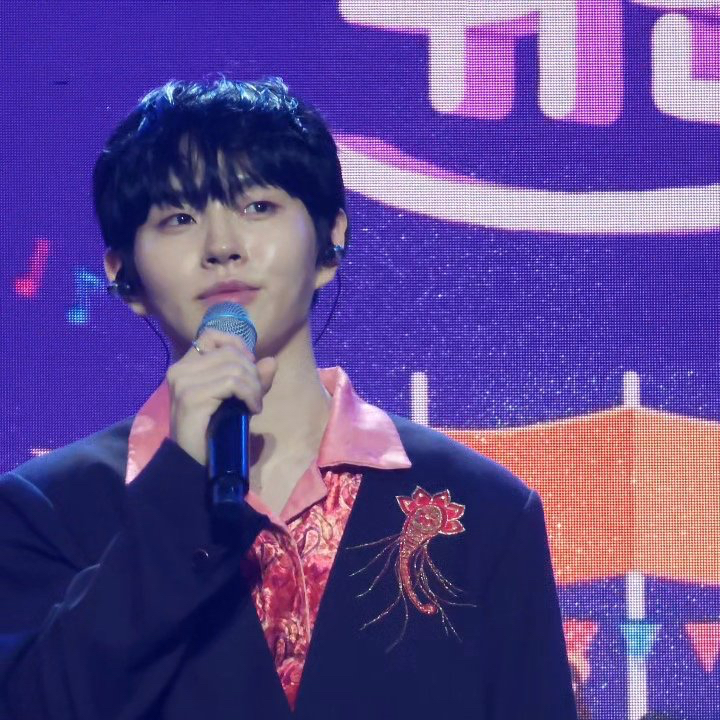Recent activity shot of Lee Byeongchan