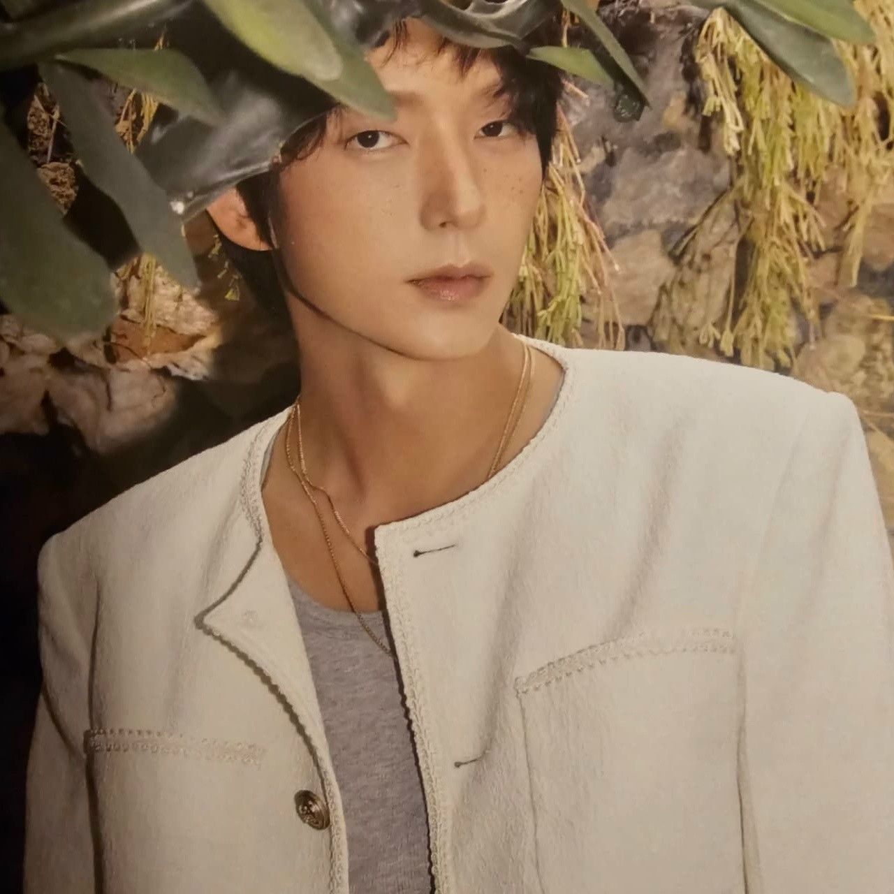 Behind-the-scenes cut of Lee Joongi