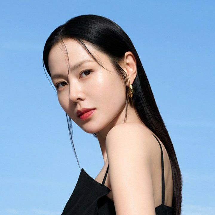 Recent activity shot of Son Yejin