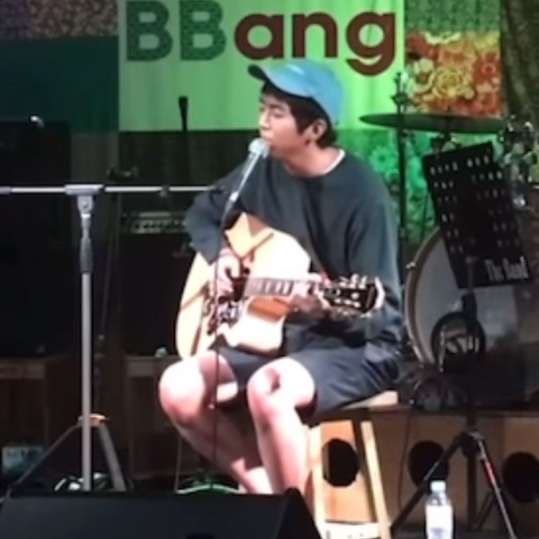 Recent activity shot of Lee Seungyoon