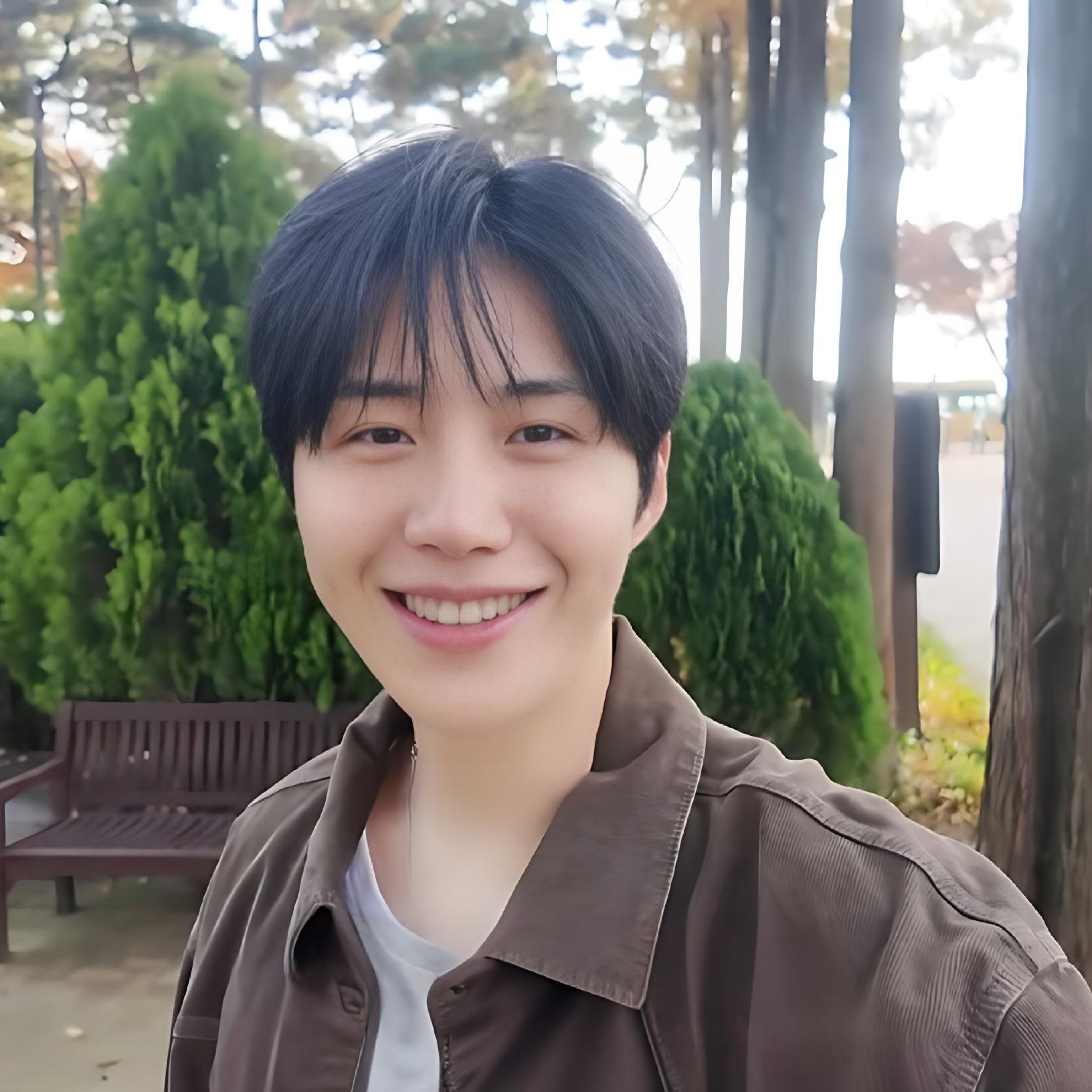 Latest photo of Kim Seonho