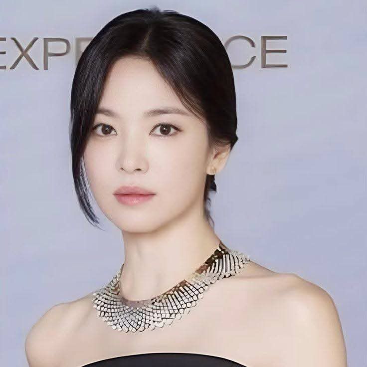 Behind-the-scenes cut of Song Hyekyo