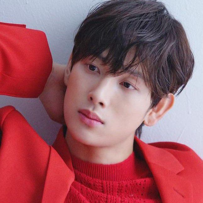 Behind-the-scenes cut of Yim Siwan