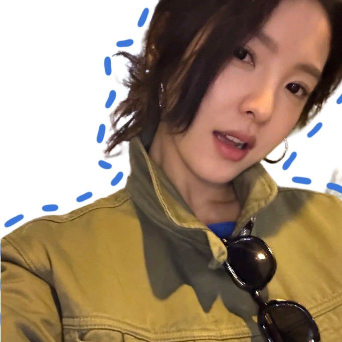 Latest photo of Zhang Ruonan