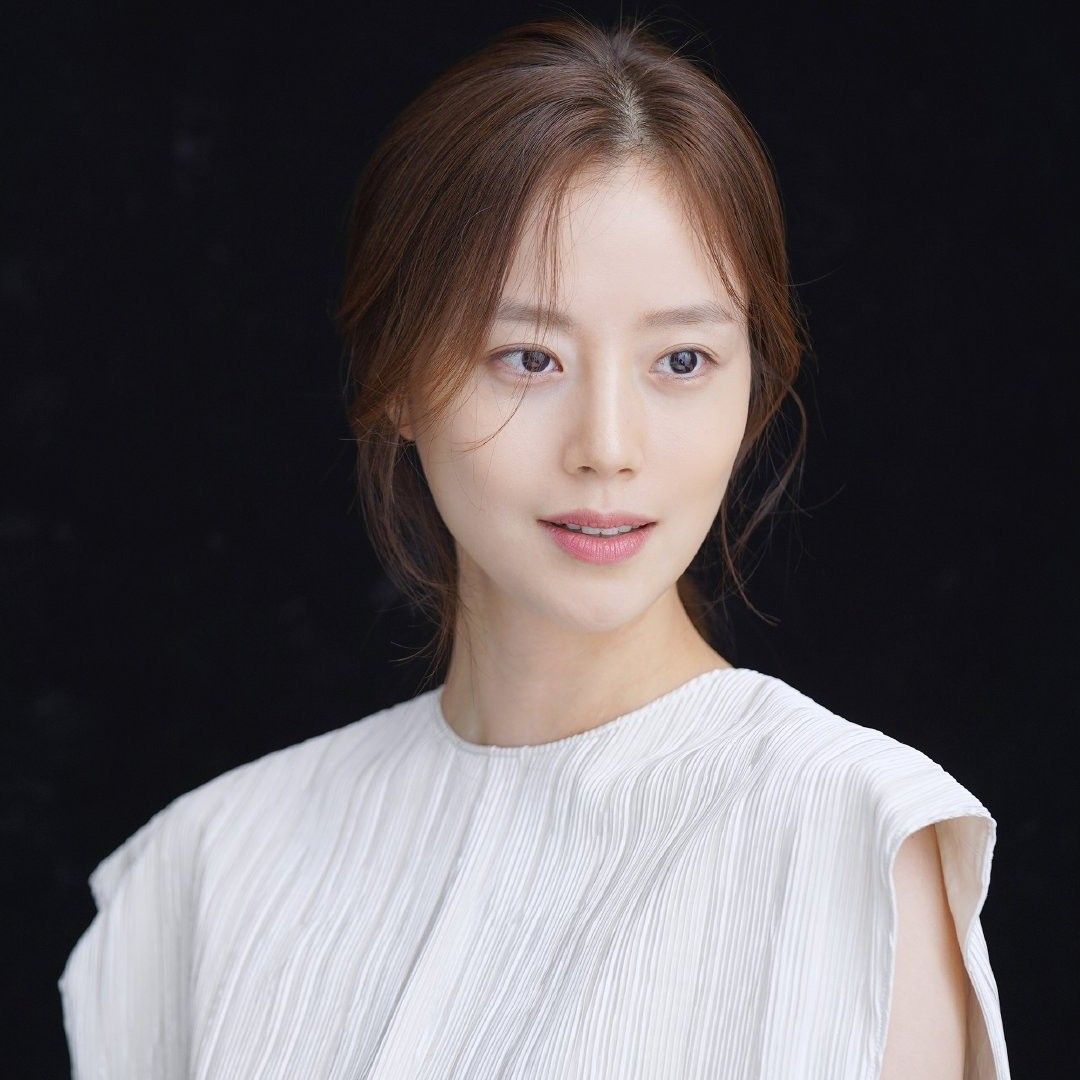 Recent activity shot of Moon Chaewon