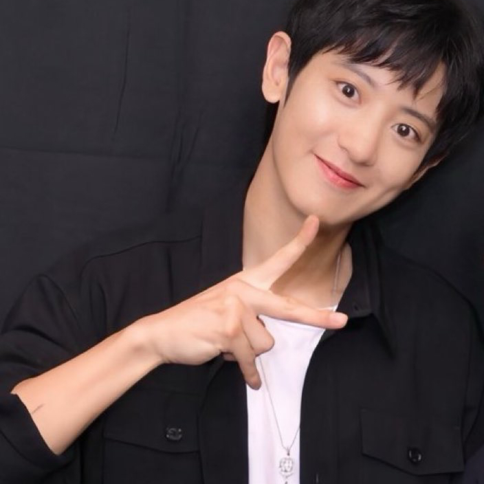 Behind-the-scenes cut of Chanyeol
