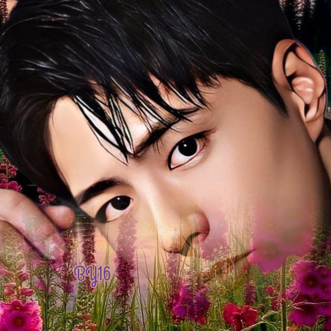 Recent activity shot of Park Bogum