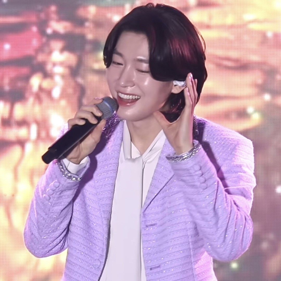 팬들이 사랑한 인기 셀럽 게시글