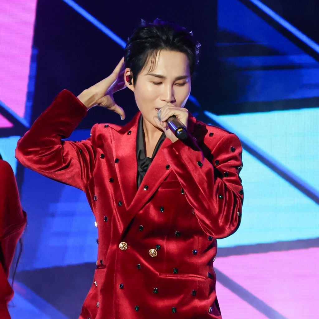 粉丝拍下的金熙栽瞬间