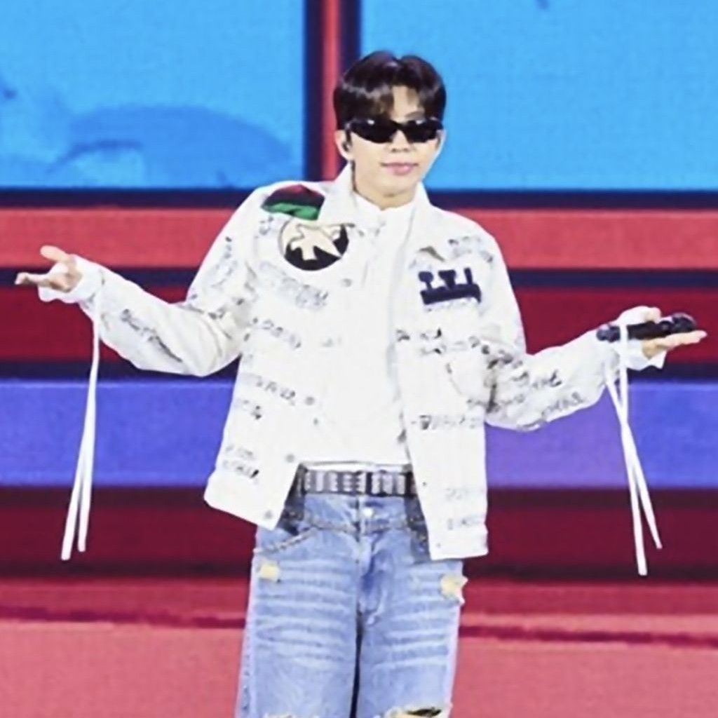 임영웅의 비하인드 컷