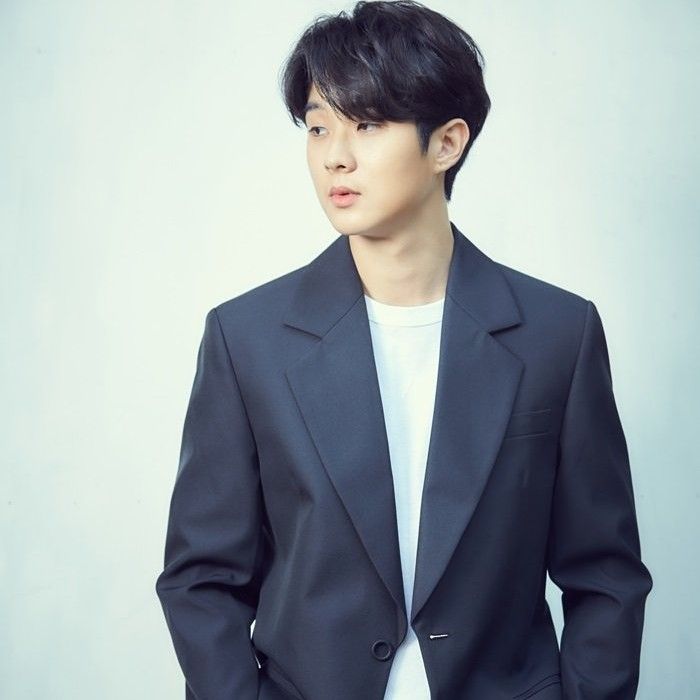 Latest photo of Choi Wooshik