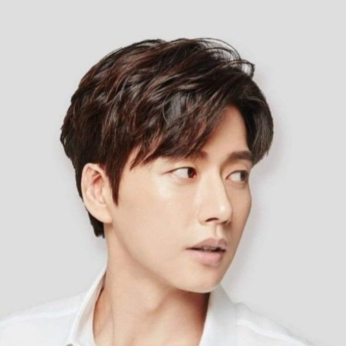 Recent activity shot of Park Haejin