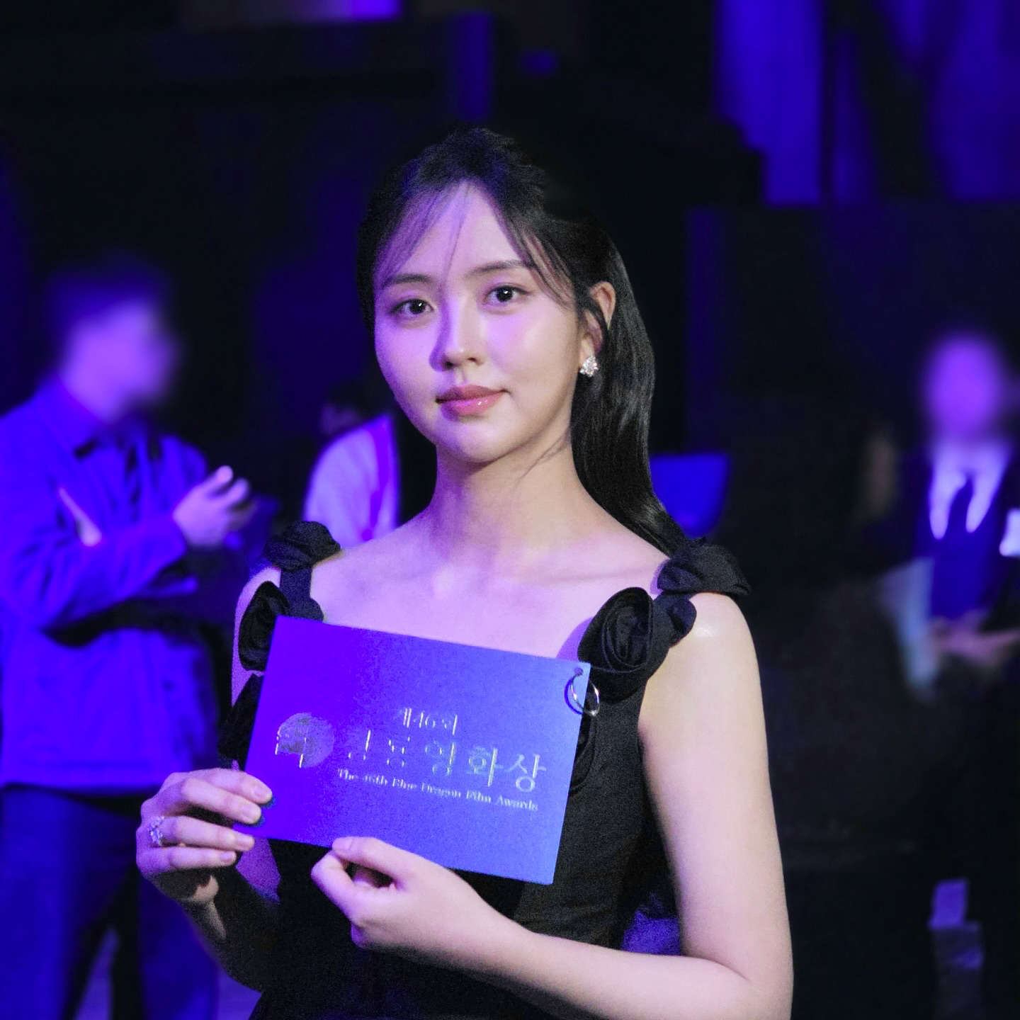 キム・ソヒョンのビハインドカット