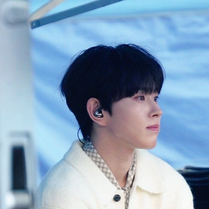 Recent activity shot of Lee Byeongchan