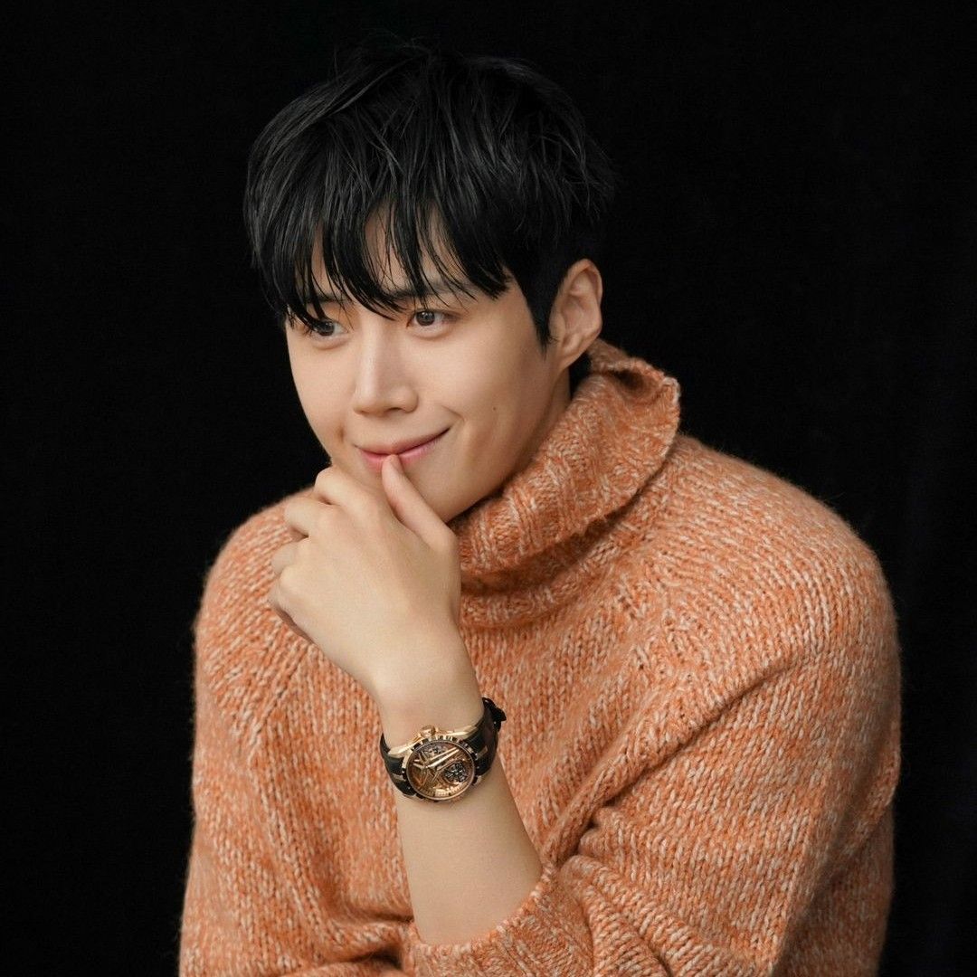 Recent activity shot of Kim Seonho