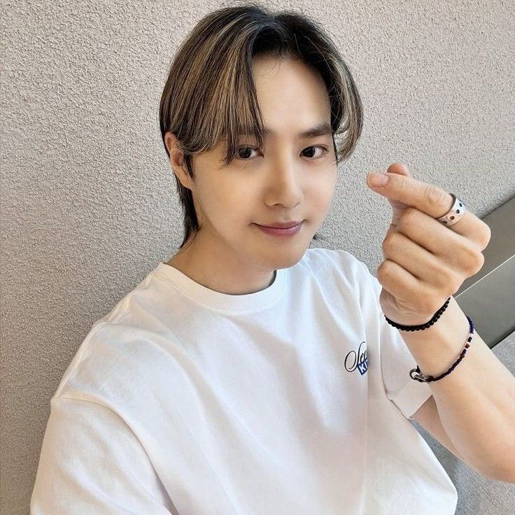 A moment captured by a fan of Suho