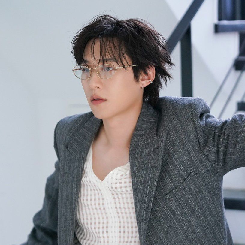 Behind-the-scenes cut of Kim Sungcheol