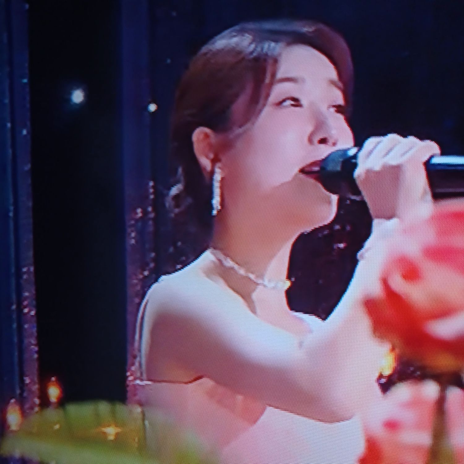 A moment captured by a fan of Ryu Wonjung
