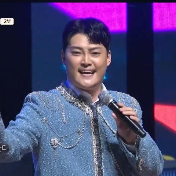 Latest photo of Kim Kyungmin