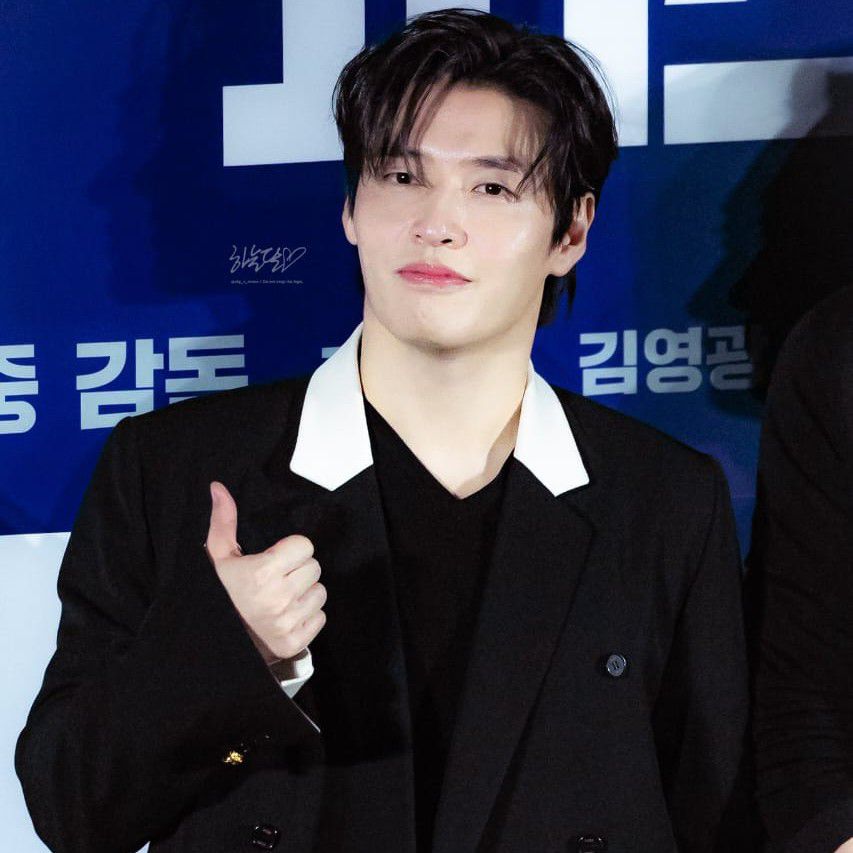 Behind-the-scenes cut of Kang Haneul