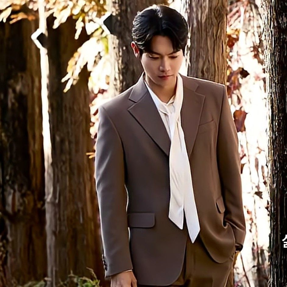 Recent activity shot of Son Taejin