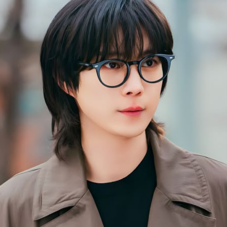 Latest photo of Kim Youngdae
