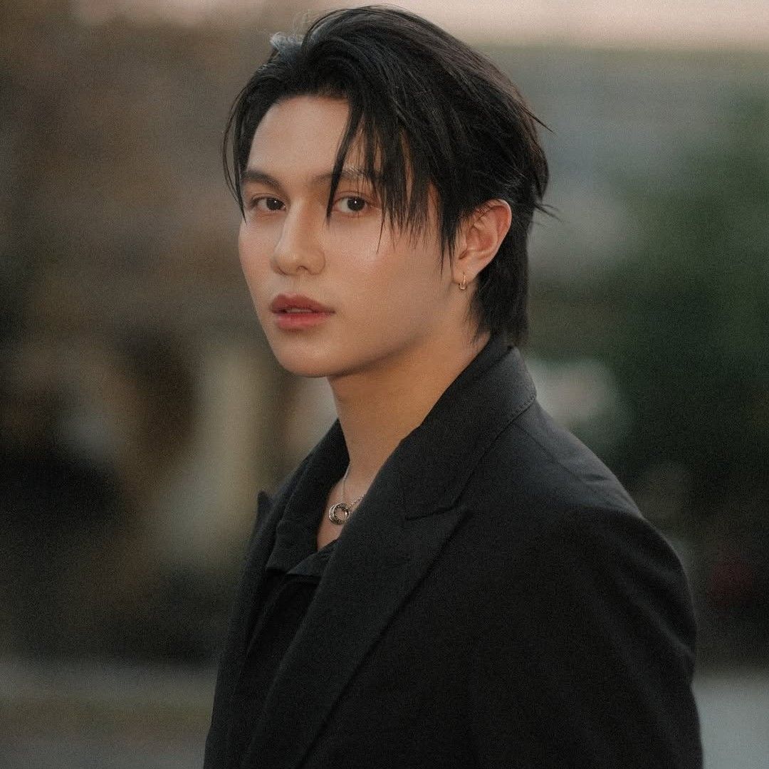 A moment captured by a fan of William Jakrapatr Kaewpanpong