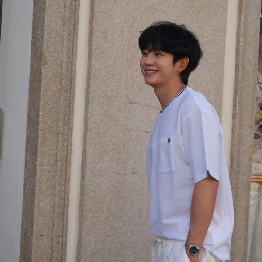 A moment captured by a fan of Jung Haein