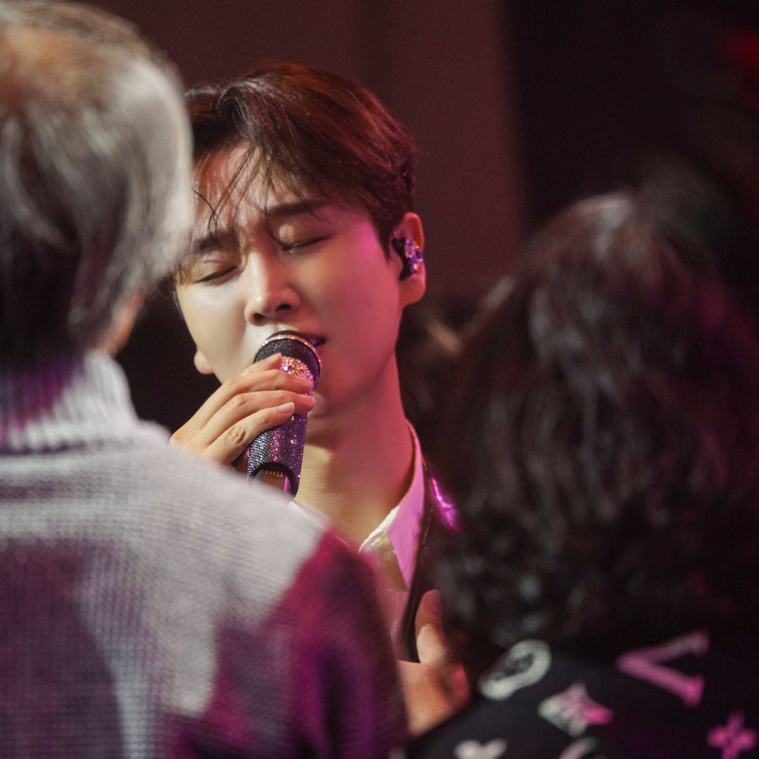 Latest photo of Song Minjun