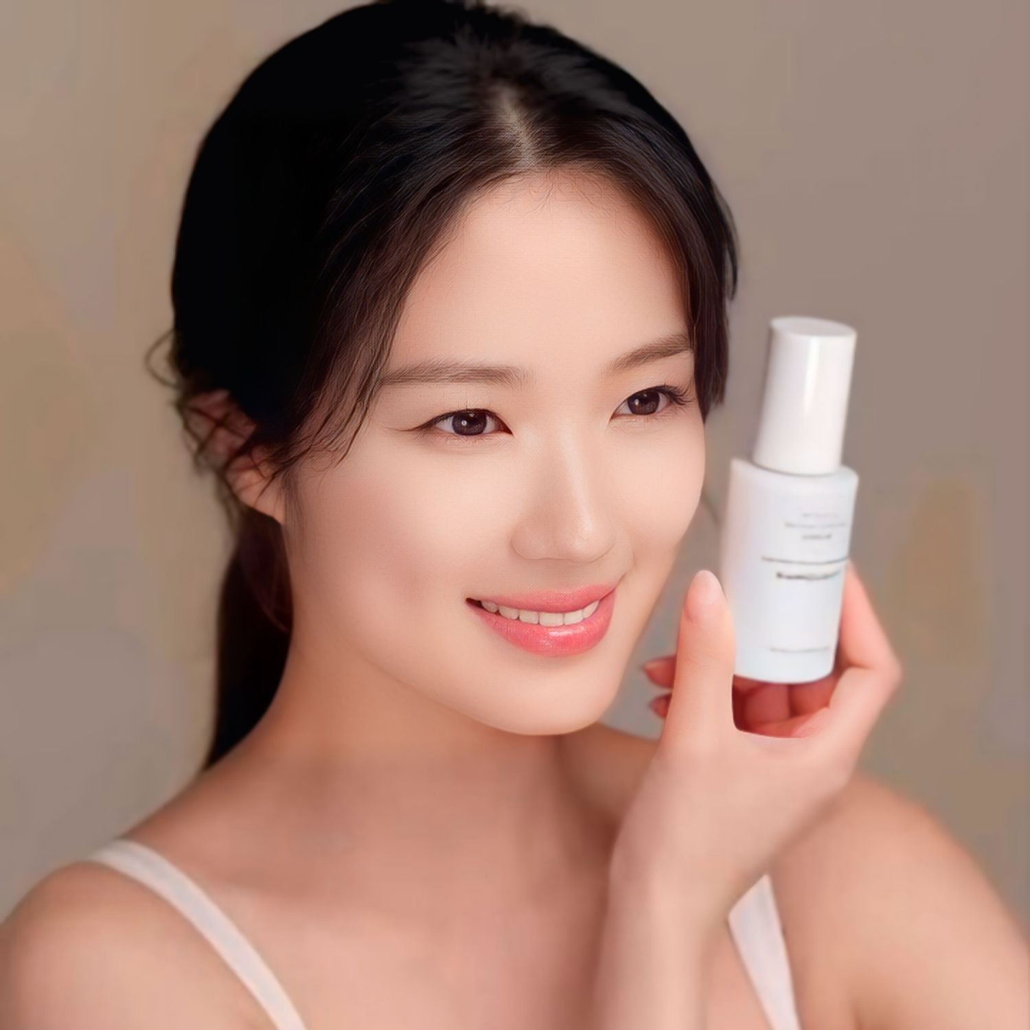 Recent activity shot of Kim Hyeyoon