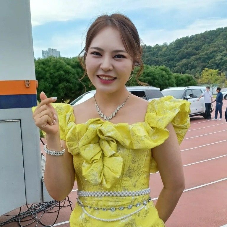 Behind-the-scenes cut of Miss Kim