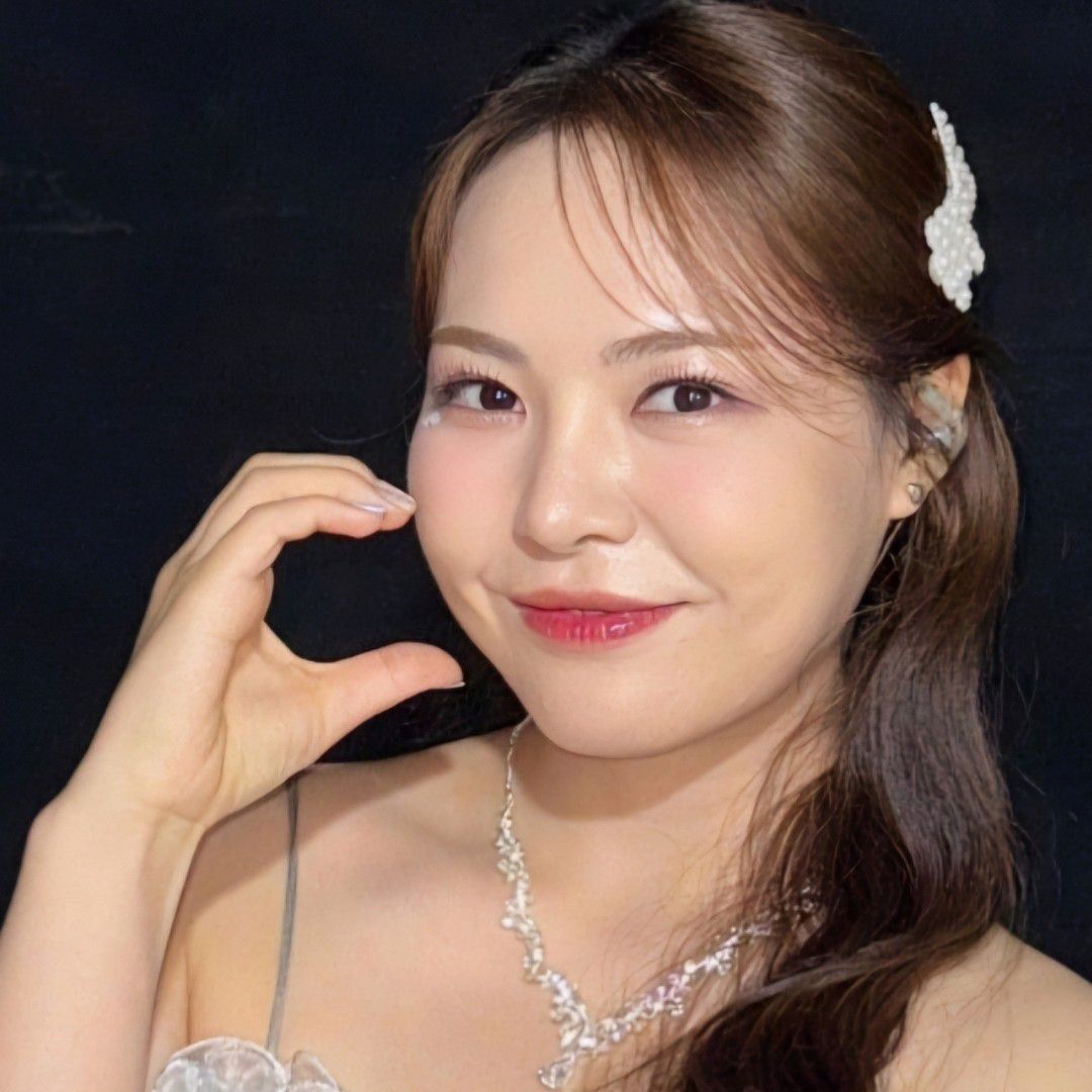 Recent activity shot of Miss Kim