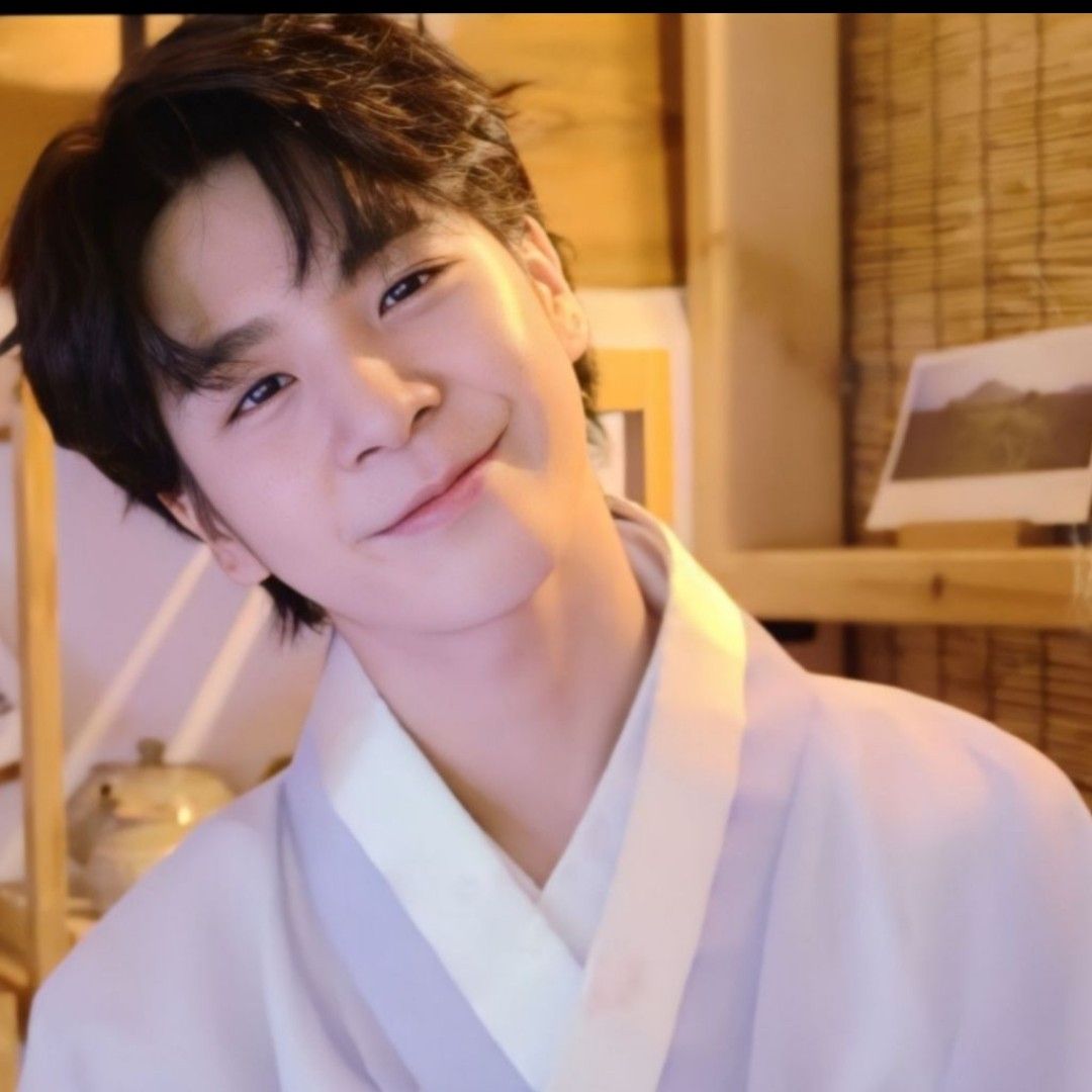 粉丝拍下的郑东元瞬间