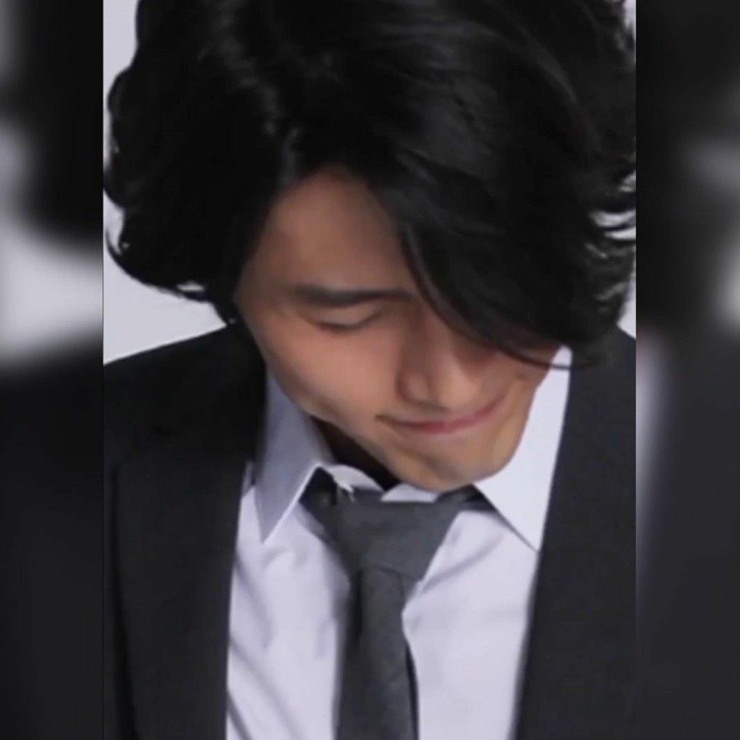 Latest photo of Hyun Bin