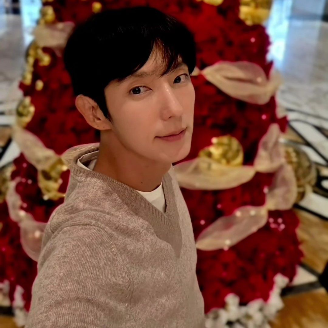 Latest photo of Lee Joongi