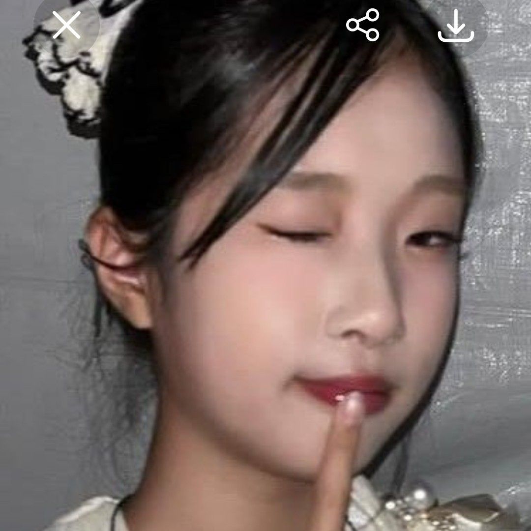 Recent activity shot of Bin Yeseo