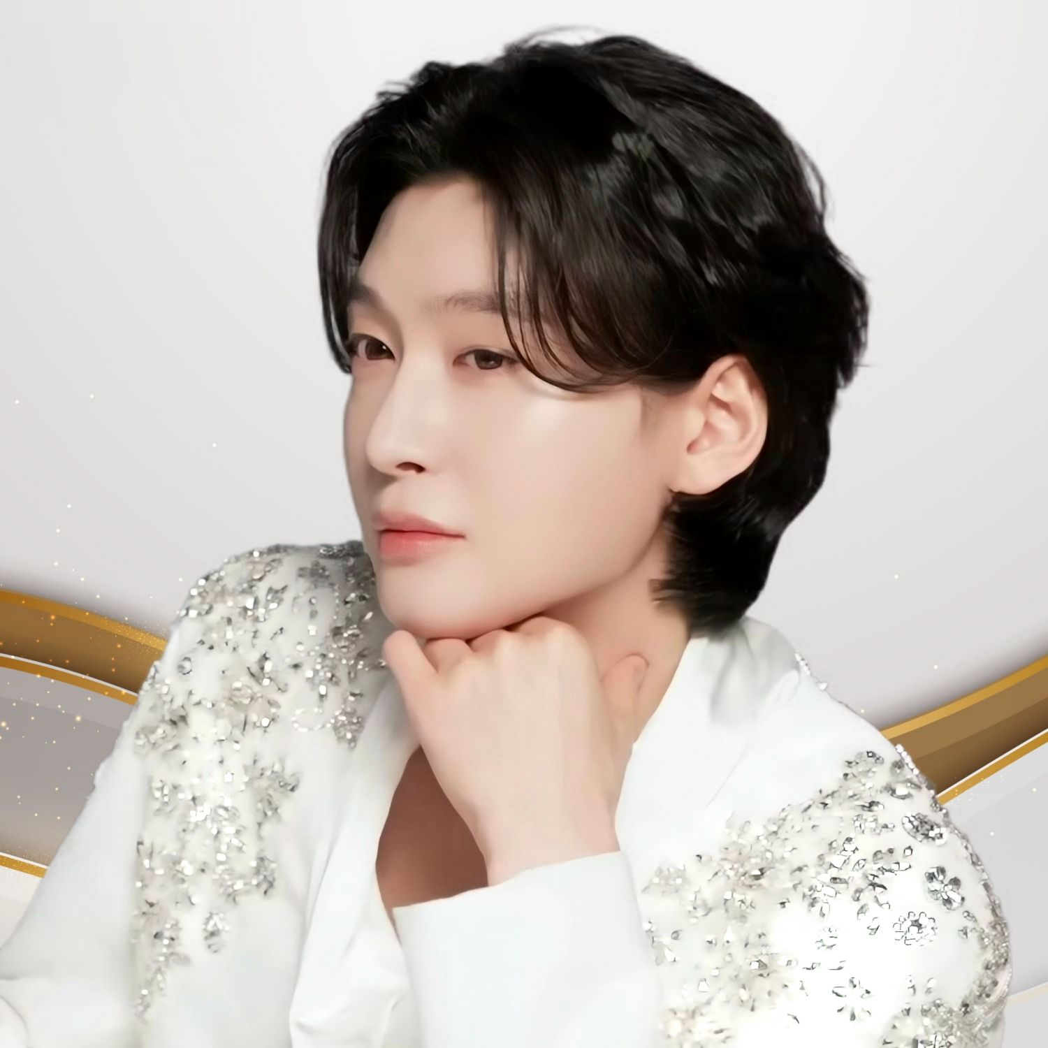 Latest photo of Kim Yongbin