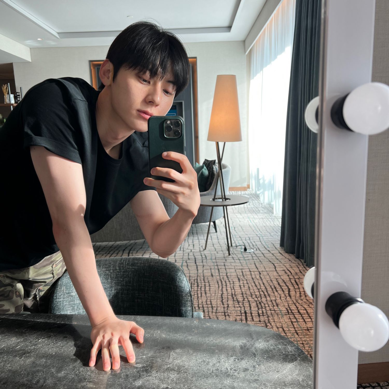 Latest photo of Hwang Minhyun