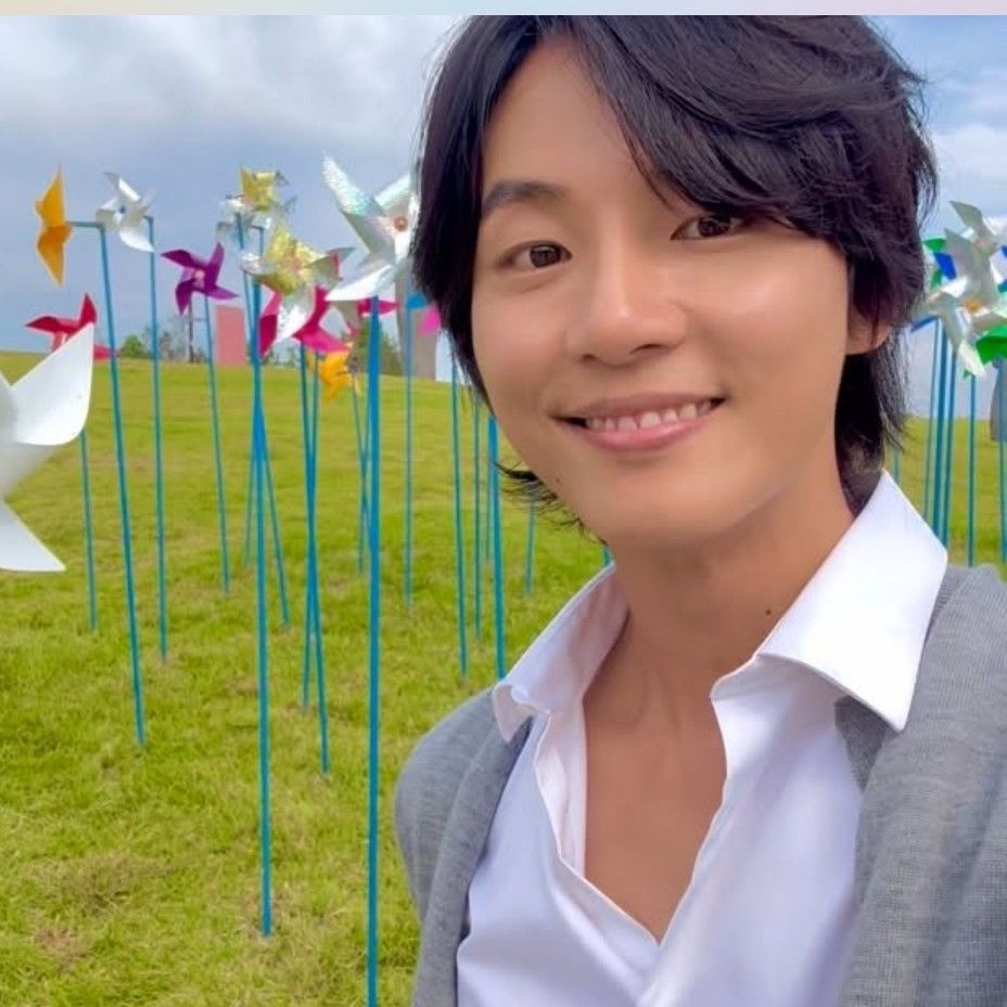 Latest photo of Yoon Shiyoon