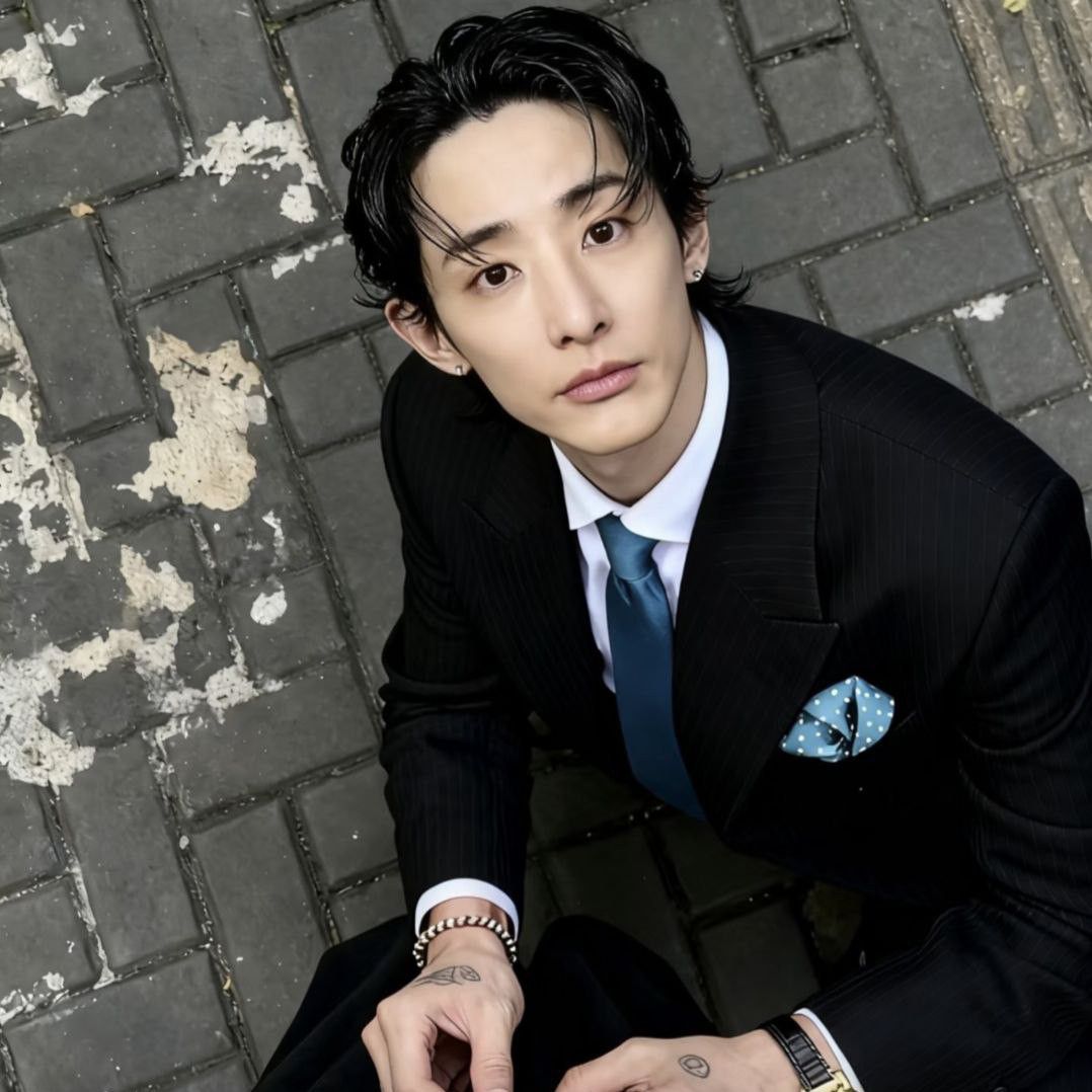 Recent activity shot of Lee Soohyuk