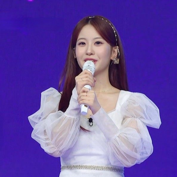 Latest photo of Oh Yujin