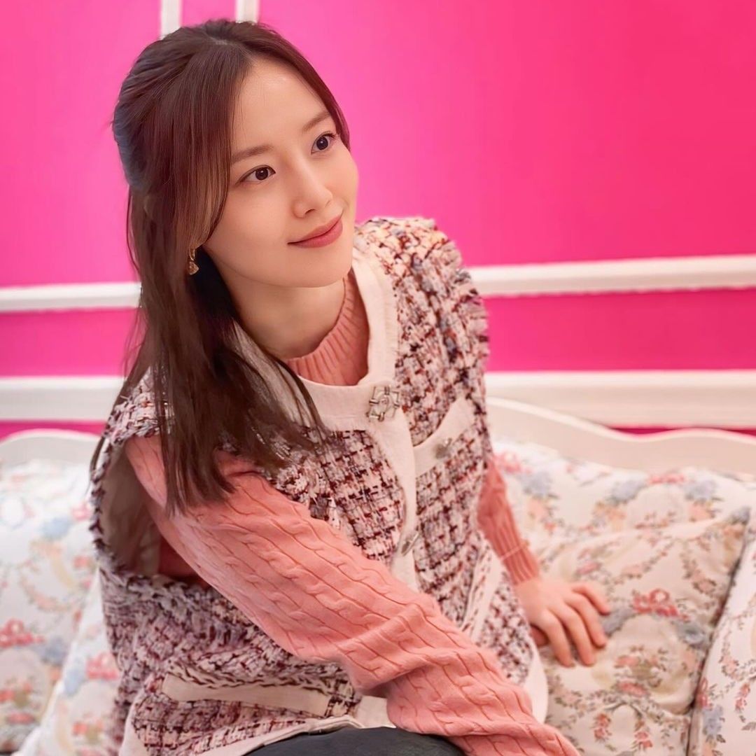 Recent activity shot of Moon Chaewon