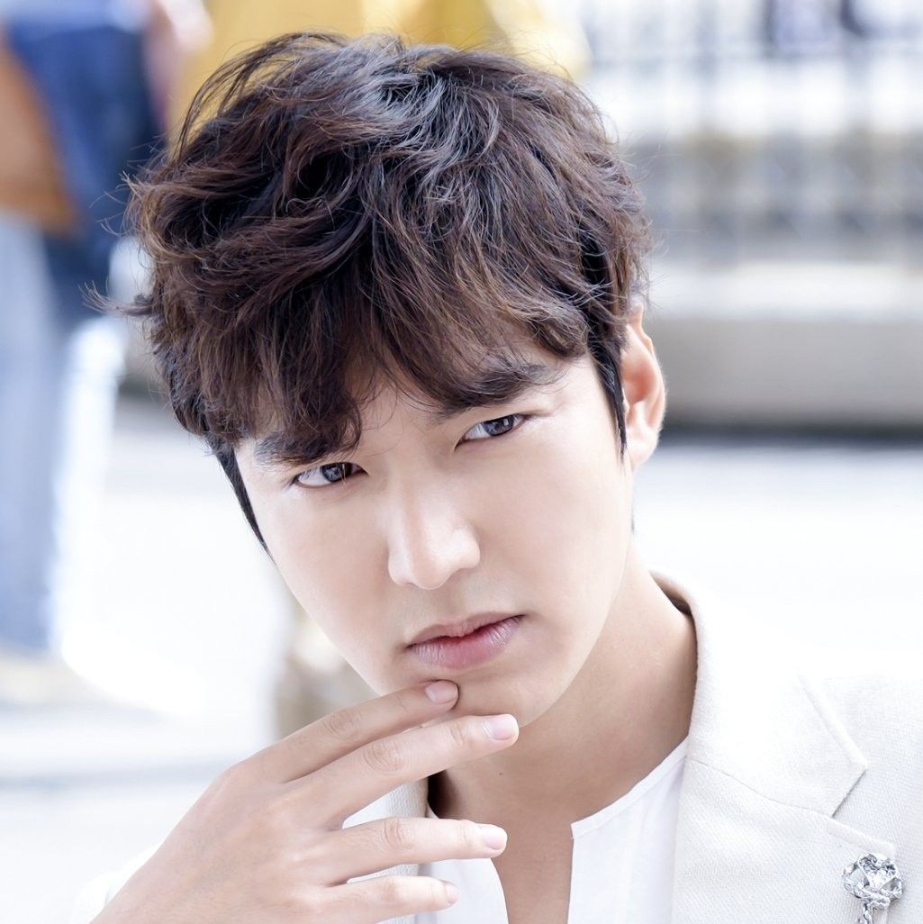 Recent activity shot of Lee Minho